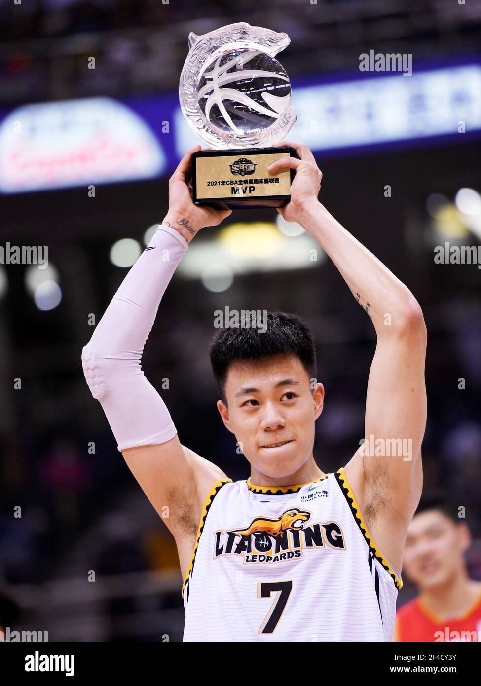 以佐證