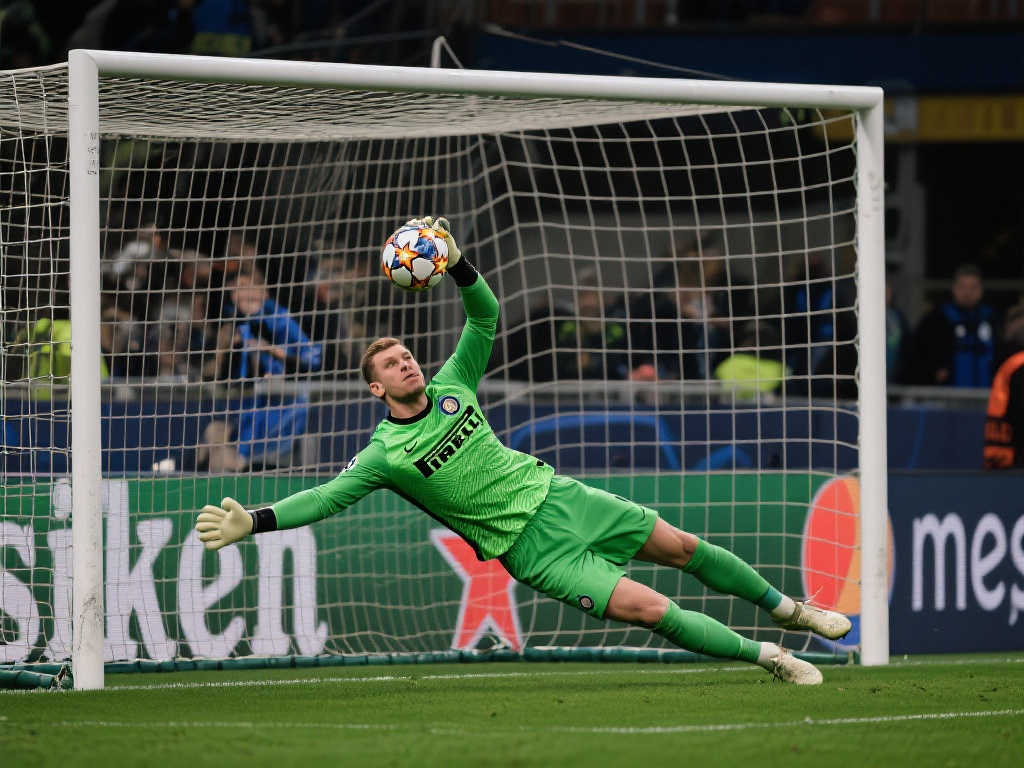 用他标志性 用他标志性